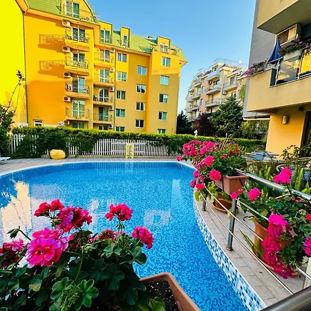 Vacation Daneli Apartman Napospart